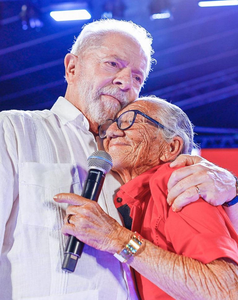 Em seu quarto mandato à frente da presidência da República, Lula projeta criar o Ministério do Idoso