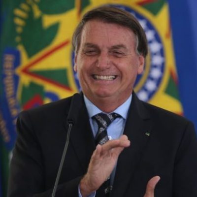Bolsonaro confirma vinda ao Ceará. Além do ex-presidente, o líder nacional do PL, Valdemar Costa Neto, fará presença no seminário - (Foto: Reprodução/Internet)