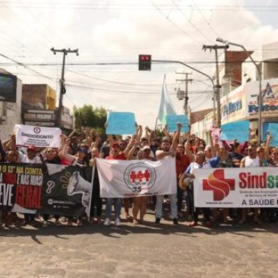 Servidores retomam greve em Iguatu após Prefeitura descumprir acordo de pagamento dos salários atrasados da categoria - (Foto: Reprodução)